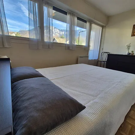 Apartment Saint Christophe - Traversant, Agreable Et Lumineux A 2 Pas De La Cure ! Mae-7244 *